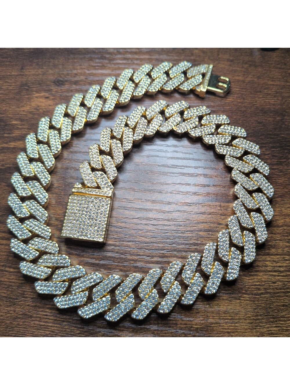 Miami cuban link chain - 20inch - iced out - gold color - moissanite simulated